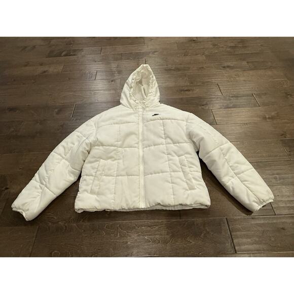 Nike Sportswear Classic Womens White Therma-FIT Puffer Jacket Size M FB7672-100 - Picture 2 of 9